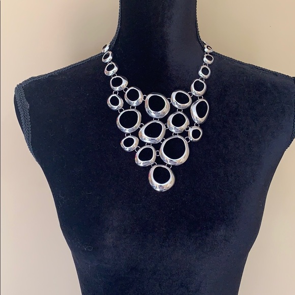 Chico’s circles necklace - Picture 1 of 3